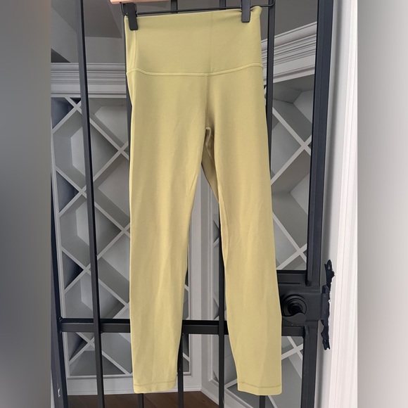 lululemon athletica Pants - Lululemon Wunder Under High Rise Leggings